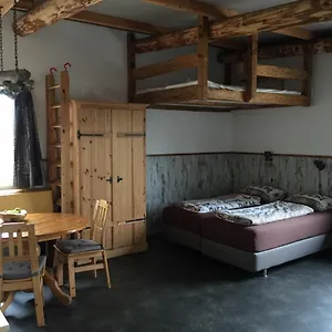 Apartment De Droomhut Den Hoorn (South Holland)