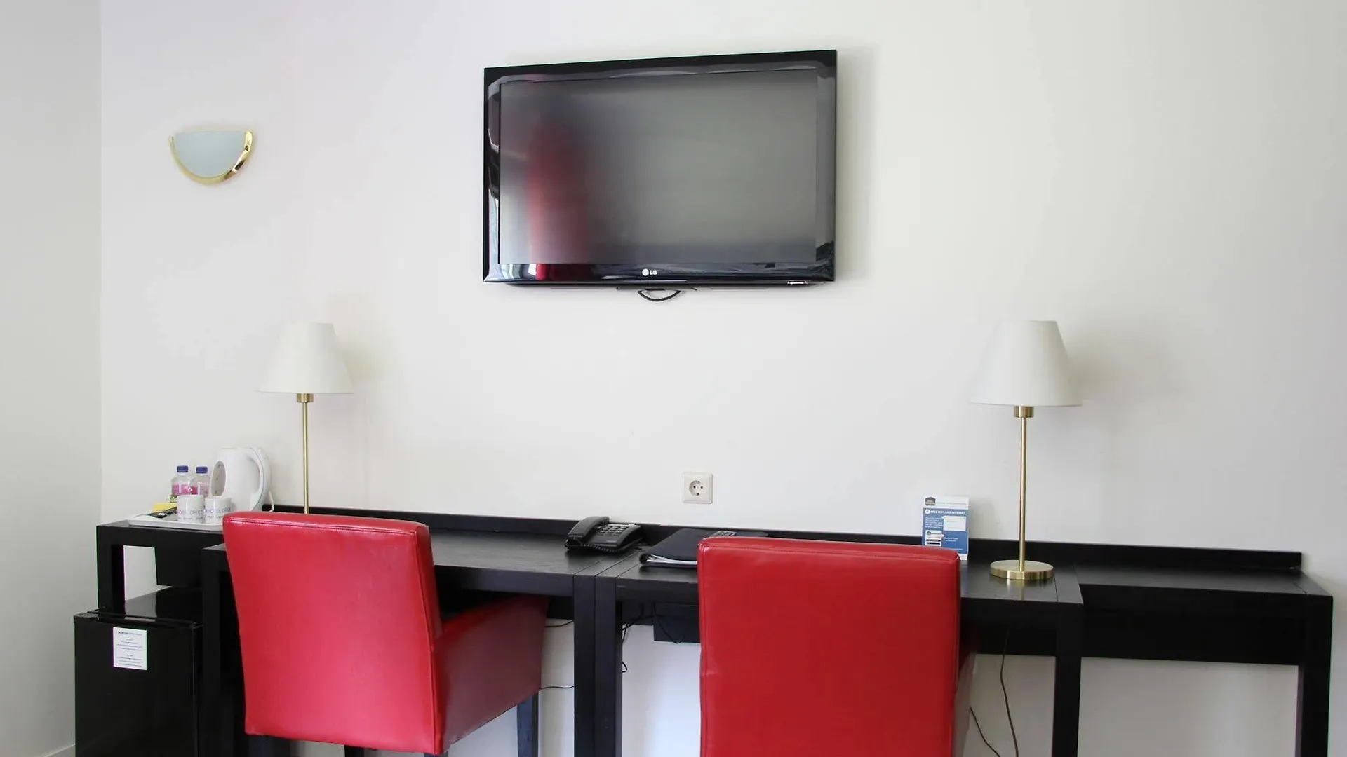 Best Western Plus Amsterdam Airport Hotel Hoofddorp 4*,